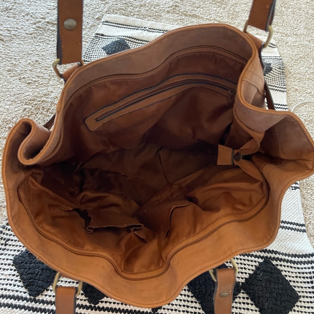 Purse - Picture 2 of 2